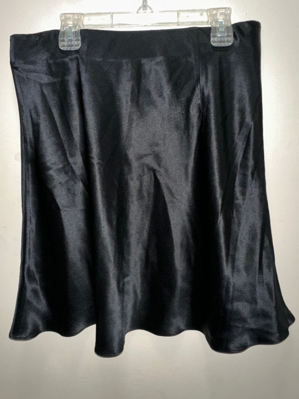 Quince| 100% Washable Silk Mini Skirt Pull-on Satin Black size Large